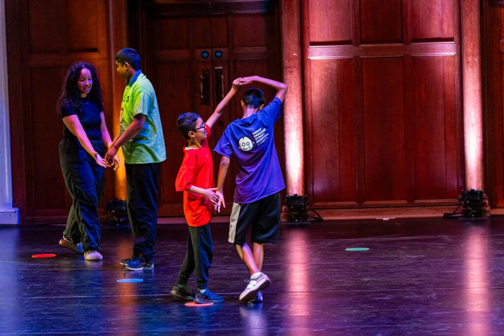 | Royal Academy of Dance