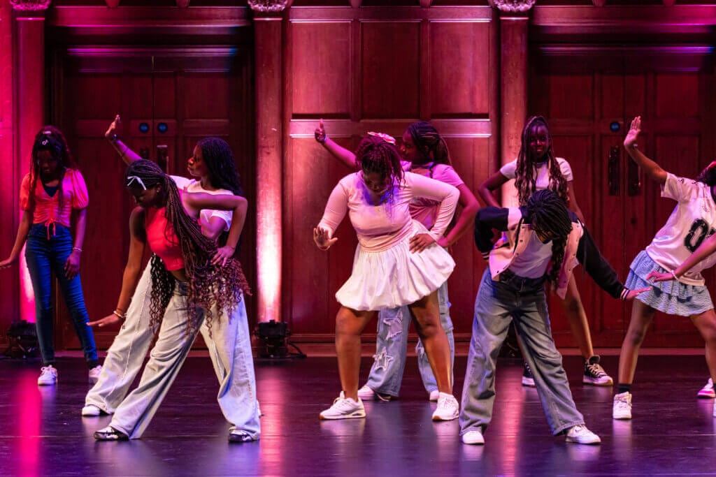 | Royal Academy of Dance