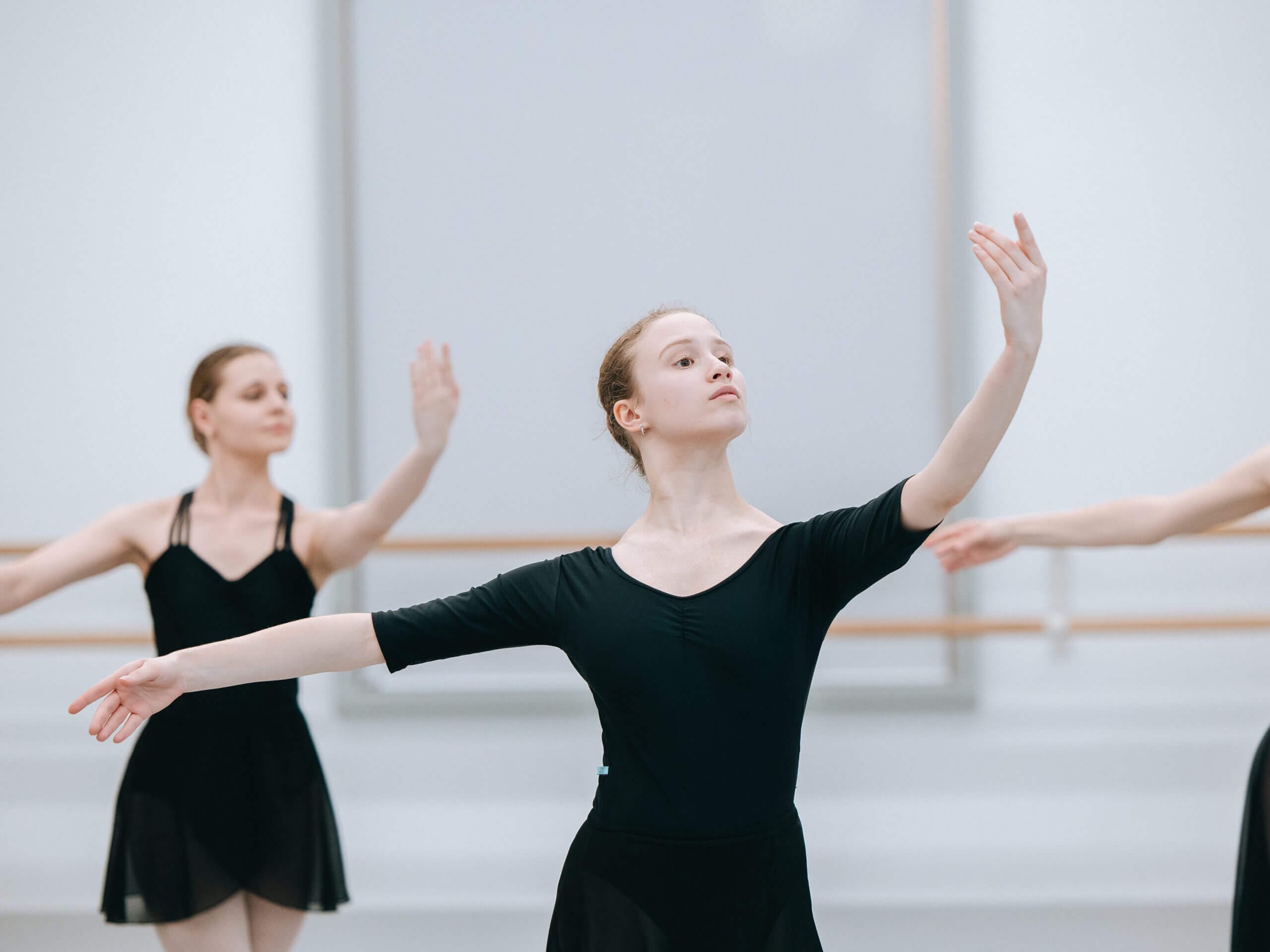 ADL10004 | Royal Academy of Dance
