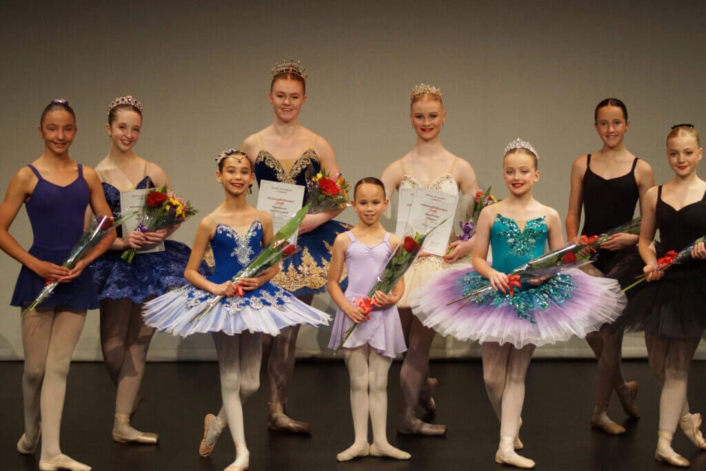 AKWRADAdv1BursaryGroup01 | Royal Academy of Dance