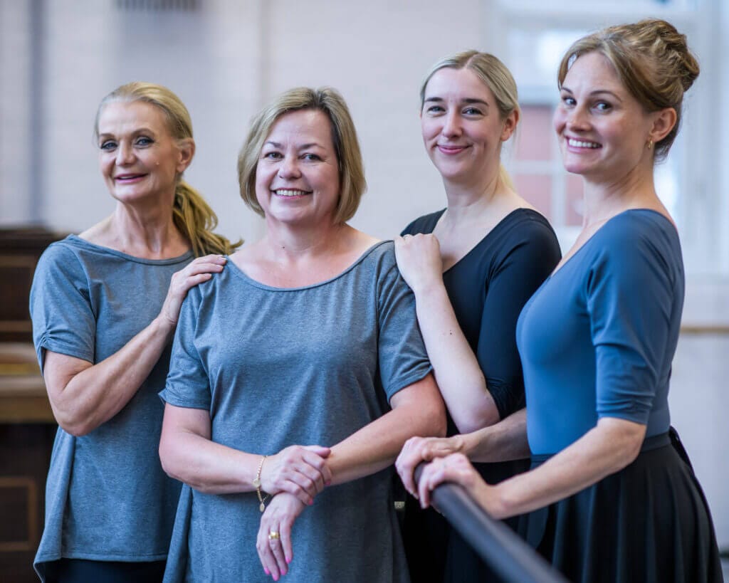 DT24346 | Royal Academy of Dance