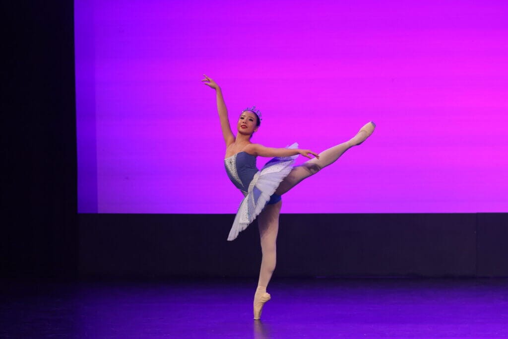 Miru Jung - Gay Cruickshank Scholarship Recipient | Royal Academy of Dance
