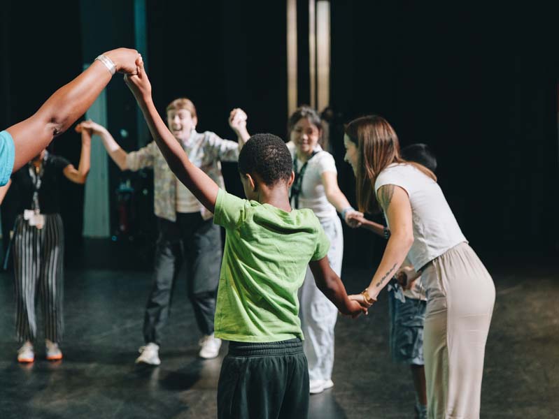 DL32835 | Royal Academy of Dance