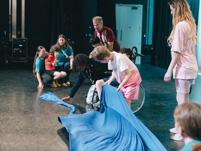 DL34131 | Royal Academy of Dance