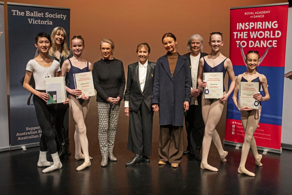 KGA253273 | Royal Academy of Dance