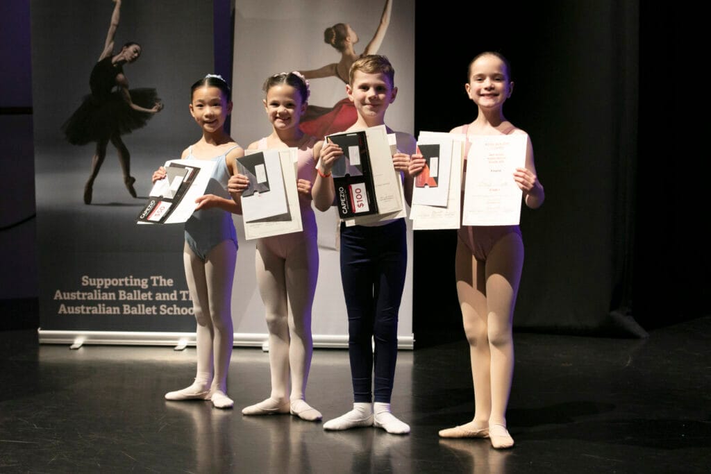 RADANA255410 | Royal Academy of Dance